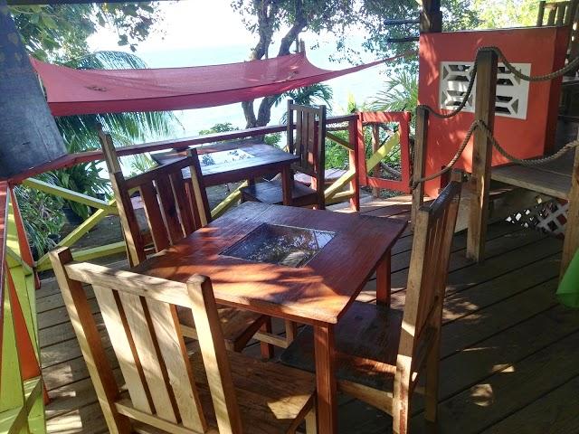 Shore Things Cafe & Craft